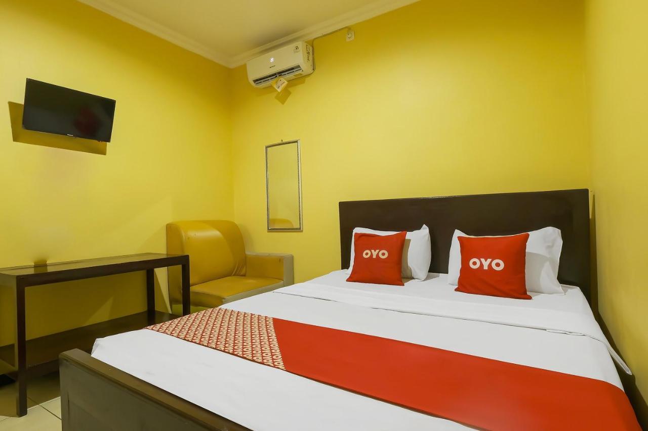 Oyo 92483 Hotel Kirana Salatiga Exterior photo
